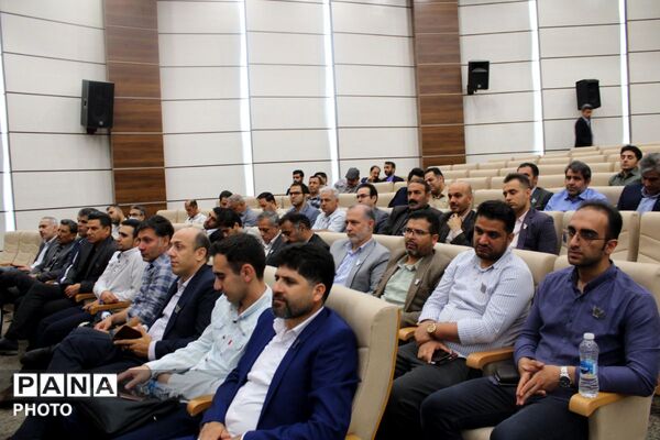 مراسم بزرگداشت مقام معلم در پردیس