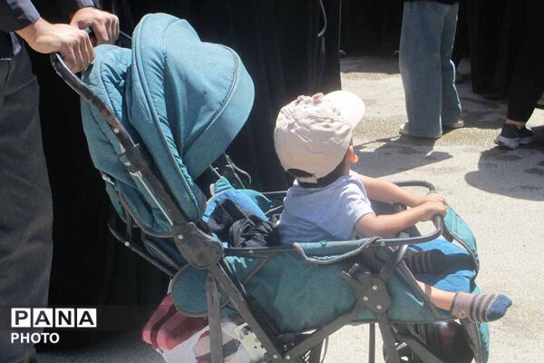 جاماندگان از قافله عشق؛ راهپیمایی اربعین حسینی در اسفراین 