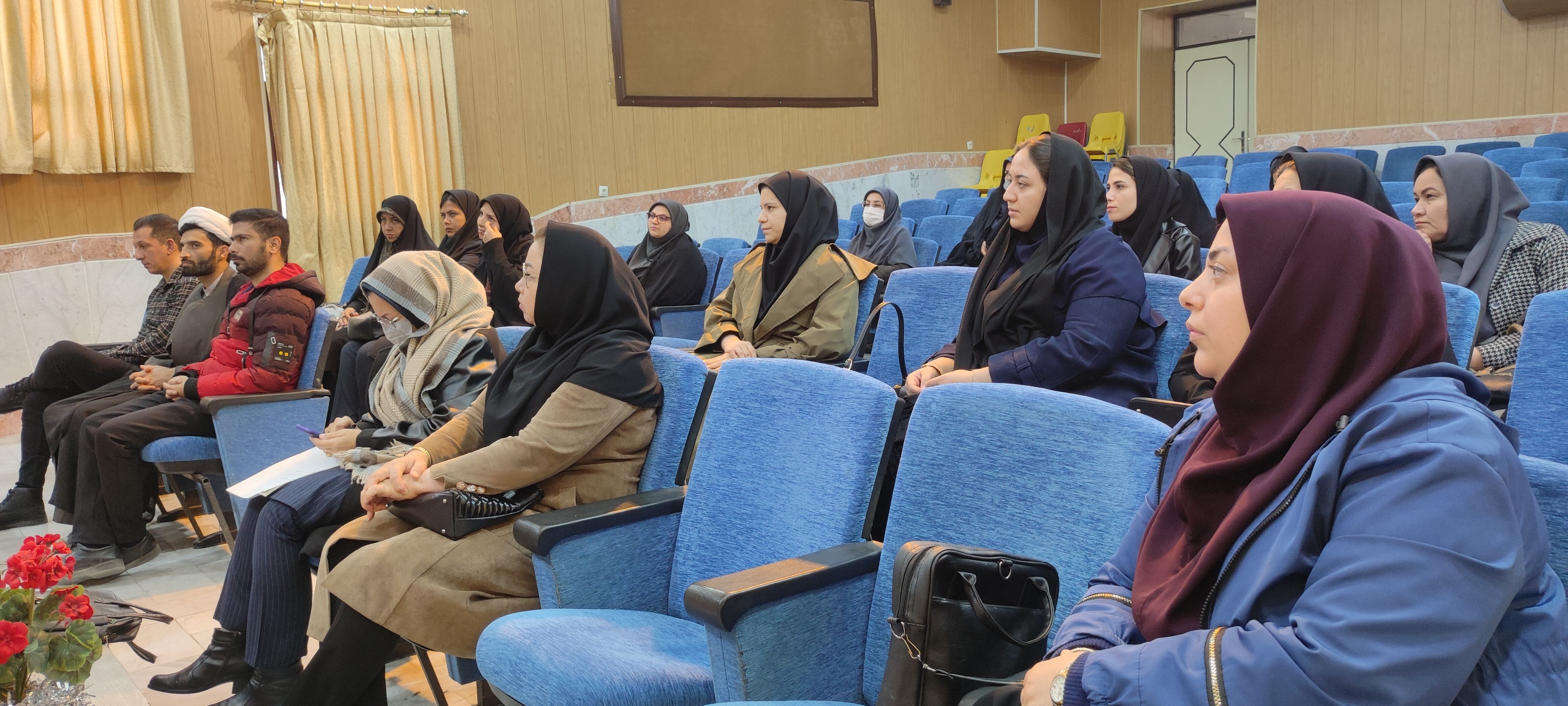 کارگاه آموزشی نماد در شیروان
