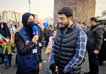  ملت ایران هویت خود را به رخ دشمنان کشیدند