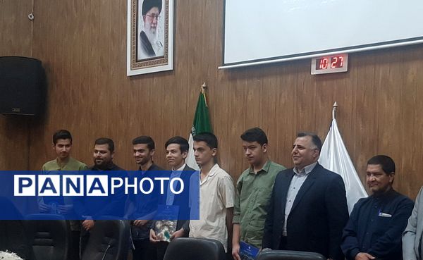 مراسم تجلیل از برگزیدگان استانی مسابقات قرآنی نیشابور