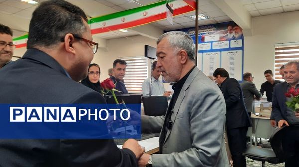 بازدید مدیر کل استان خراسان رضوی  از ستاد اسکان فرهنگیان ثامن 2