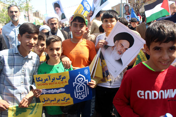 جلوه هایی شکوهمند از راهپیمایی روز جهانی قدس در قم