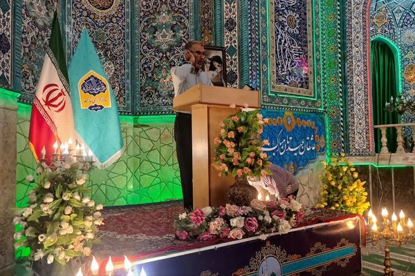 حضور پرشور دانش‌آموزان و فرهنگیان در نماز جمعه این هفته شهرستان ورامین