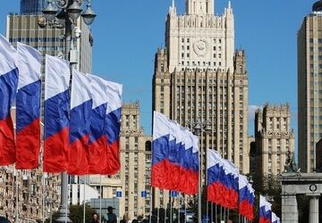 مسکو: موضوع ایران با روش‌های دیپلماتیک و توجه به منافع تهران حل می‌شود