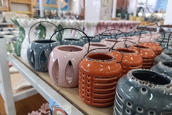 لالجین، نگین درخشان سفال ایران