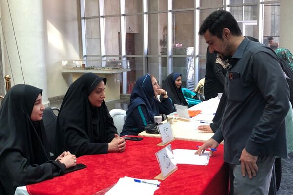 کارگاه آموزشی پیشگیری از آسیب‌های فضای مجازی در ایوان ری شهرری