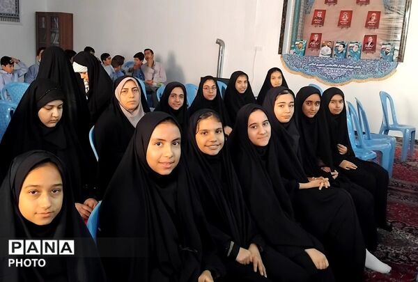  رقابت گروه‌های مدرسه‌ای برای صعود به مرحله استانی
