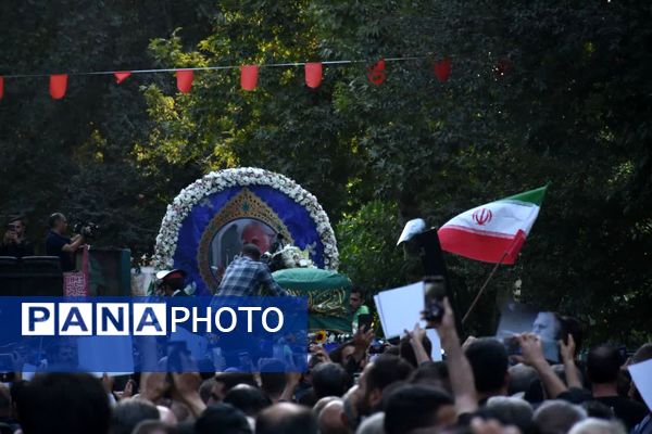 مراسم تشییع پیکر استاد فرشچیان