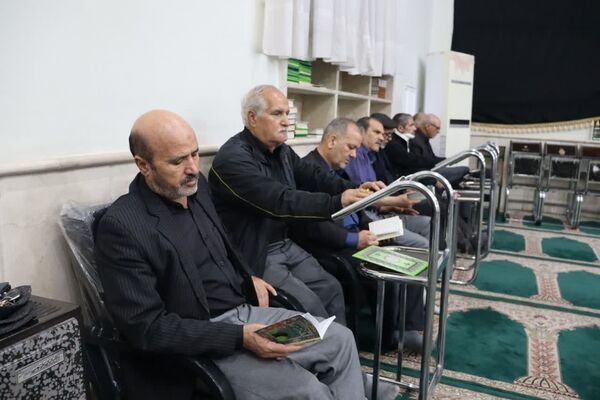 برگزاری مراسم قرائت دعای جوشن کبیر در مسجد حضرت صاحب الزمان (عج)