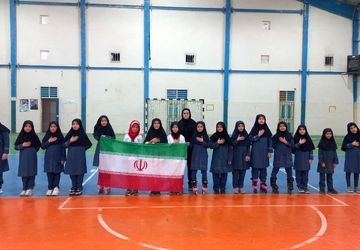 جشنواره ورزشی در آموزشگاه نورالبیان میبد برگزار شد