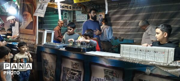 گذری بر غرفه های دهه نودی ها در نیشابور