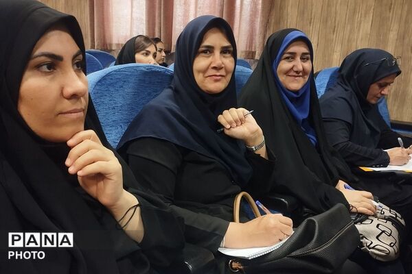 کارگاه آموزشی تغذیه و مراقبت از کودک ویژه مربیان پیش‌دبستانی در شهرستان قدس