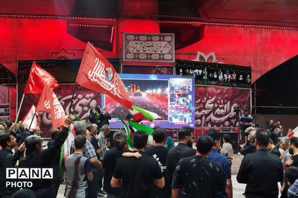 نوای سوگ حسینی شام اربعین در هیئت رهپویان امام حسین(ع)