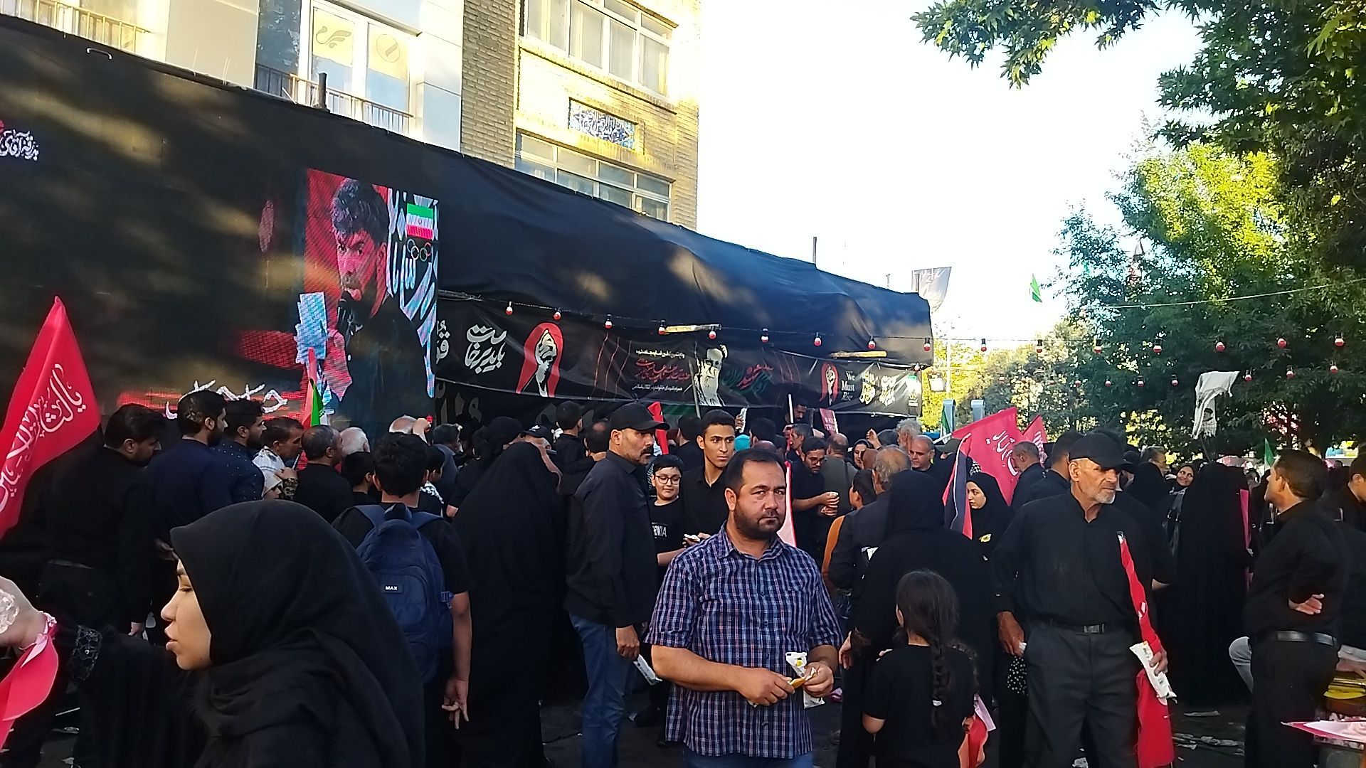 موکب منتظران حضرت مهدی ( عج)  در  مشهد 