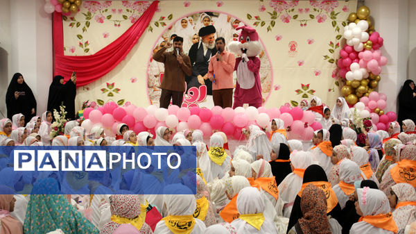 همایش 1100 نفری روزه اولی‌ها در حرم حضرت معصومه(س)