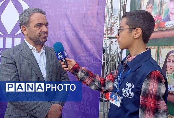 قاب‌هایی از خروش نسل بیدار