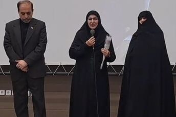 تقدیر معاون وزیر آموزش و پرورش از یک مدیر پیشکسوت در قم