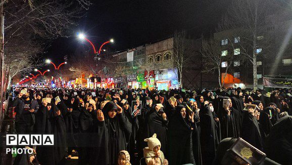 مردم کاشمر در کف خیابان عزاداری کردند