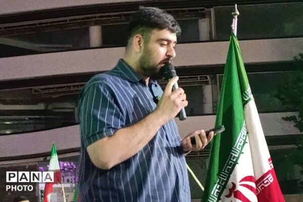 تریبون آزاد، جایی که مردم می‌توانند حرف دلشان را بزنند