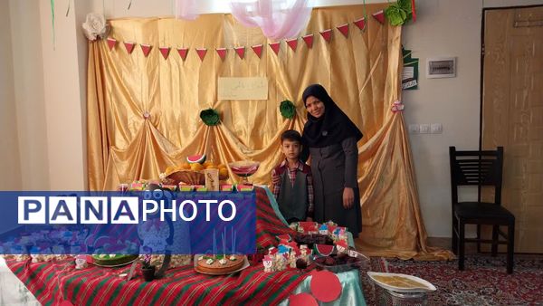 جشن یلدایی مهد شکوفه‌های نور دارالقرآن حضرت زهرا (س) در شیروان