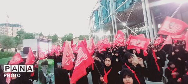 در قابِ «بچه‌محلِ آقا»؛ روایتی از شورِ بی‌پایانِ نسلِ جوان با اجرای نماهنگ های مصطفی قدمگاهی