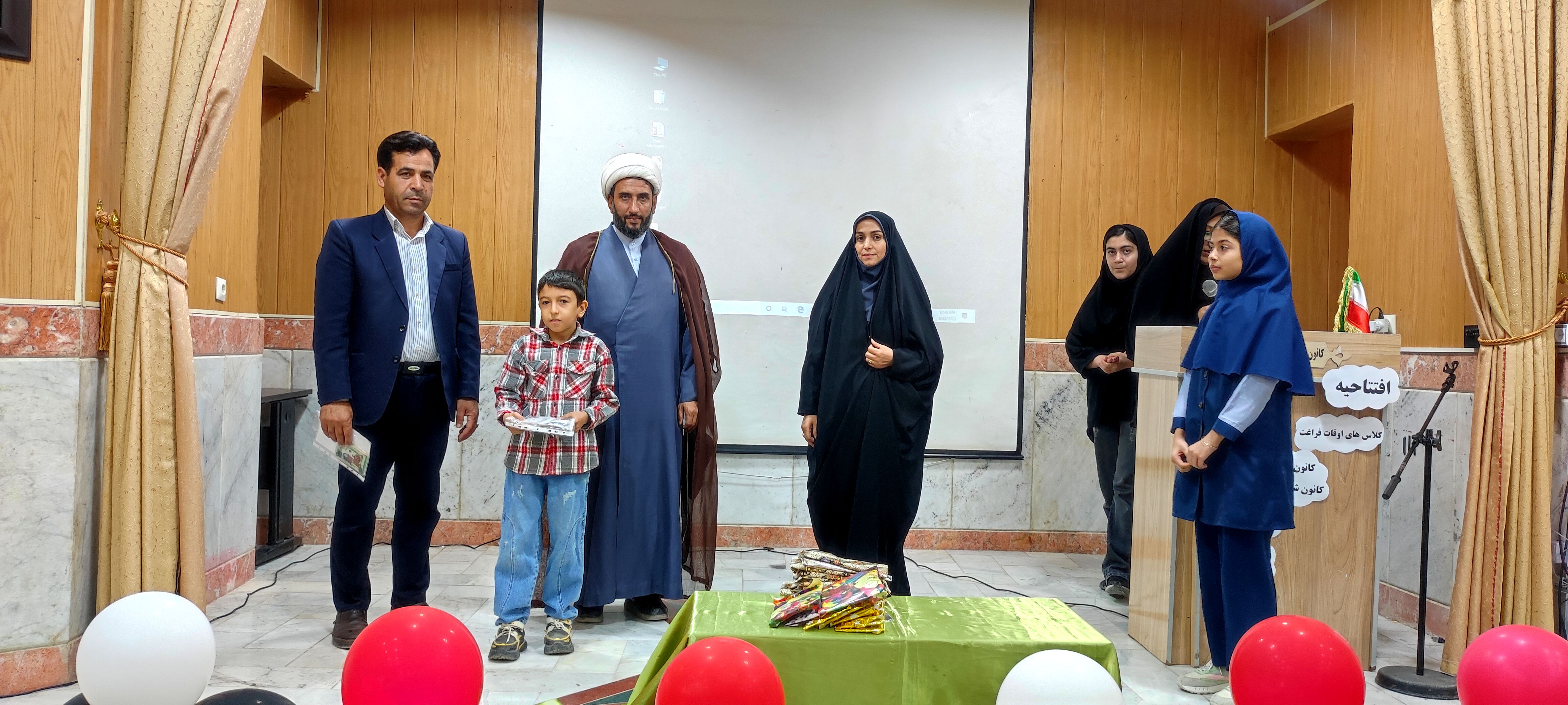برگزاری همایش تجلیل از برگزیدگان مسابقات پویش غدیر 