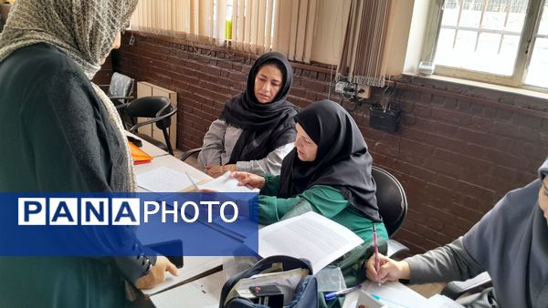 آغاز ثبت نام  دبیرستان میثاق منطقه تبادکان