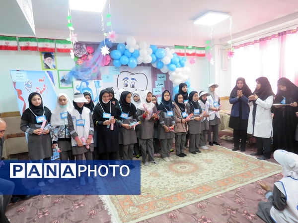 افتتاحیه جشنواره سفیران سلامت در منطقه پردیس با میزبانی مدرسه برکت تلاش 
