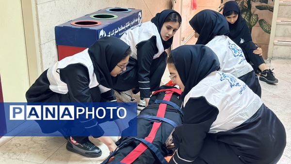 بیست و ششمین مانور سراسری زلزله و ایمنی در شهر اراک