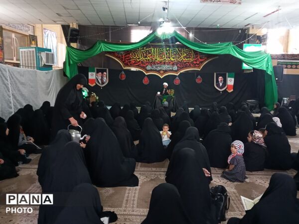 حضور پرشور مردم درگزین در مراسم گرامیداشت رهبر شهید