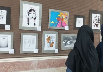 برگزاری نمایشگاه هفته مشاغل در هنرستان ۱۷ شهریور منطقه بیرانوند 