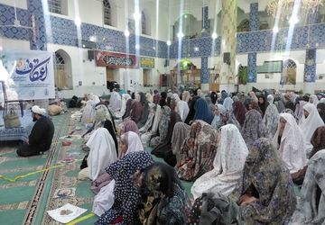 روایت پانا از لحظه‌های ناب اعتکاف در بین دانش آموزان میبدی 