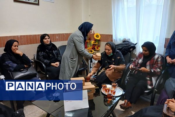 جشن میلاد حضرت فاطمه زهرا (س) در مدارس کهریزک 