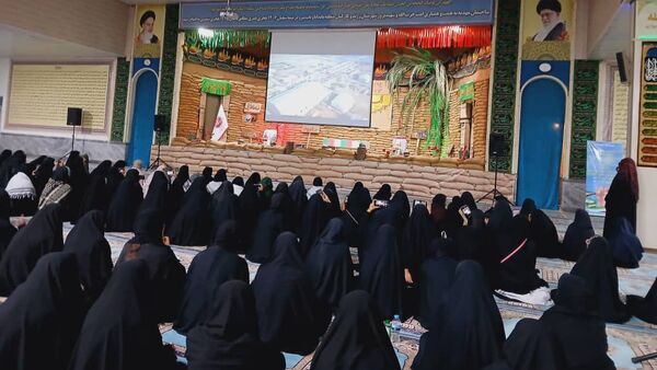 دانش‌آموزان شهرستان‌های جنوبی کرمان در سفر به اهواز از یادمان‌های دفاع مقدس