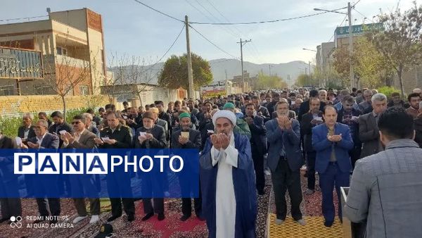 نماز عید فطر در مسجد صاحب الزمان روستای گزکوه