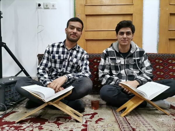 محفل انس با قرآن به‌مناسبت دهه فجر در کاشمر