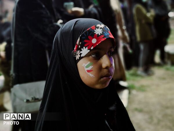 بهار وفاداری به وطن در گلوگاه
