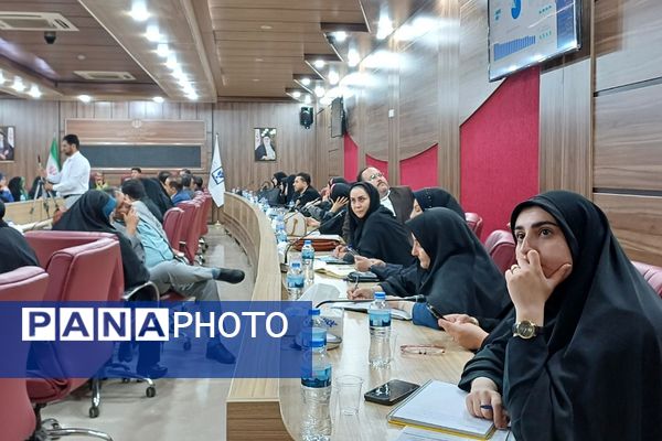 نشست تخصصی معاونین آموزش ابتدایی مناطق ۲۱ گانه شهرستانهای تهران 