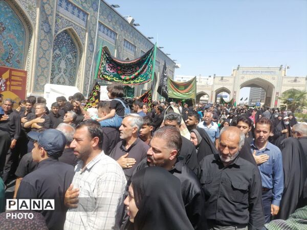 حرم مطهر رضوی در سوگ امام رئوف