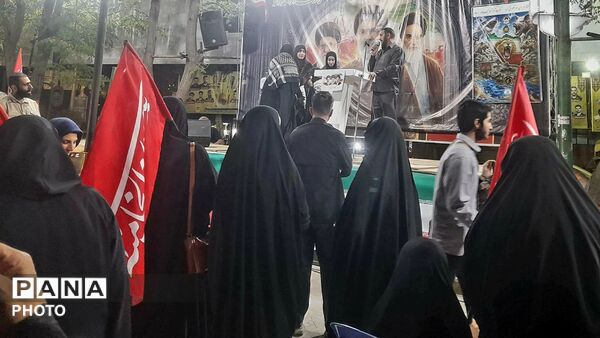 ایران حرمِ مقتدر، تجلی ایمان و میهن‌ پرستی در تجمعات شبانه میدان امام (ره)