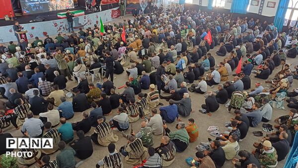 لرستان در سوگِ رهبر شهیدان سیاه پوشید؛ میثاقِ عشایر در حسینیه‌ ثارالله