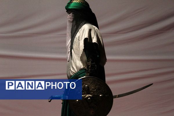 اجرای نمایش «طریق عشق» در شهرستان گرمه