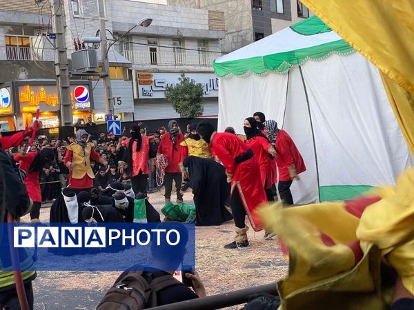 روضه مصور روز عاشورا همراه با مراسم خیمه‌سوزان در مشهد 