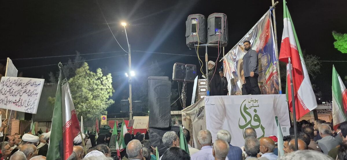 اتحاد و انسجام مردم ایران دشمن را زمین گیر کرد