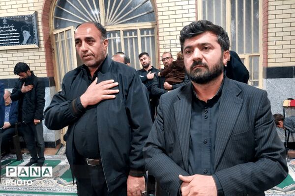 شور تماشایی قلعه رئیسی‌ها در عزای رهبر انقلاب(ره)
