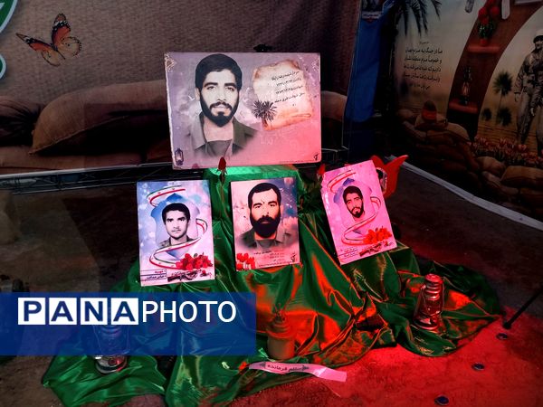 برپایی نمایشگاه دستاوردهای دفاع مقدس در بندرعباس 