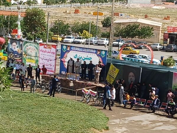 پیاده‌روی خانوادگی به مناسبت دهه امامت و ولایت در شهرستان شیروان 
