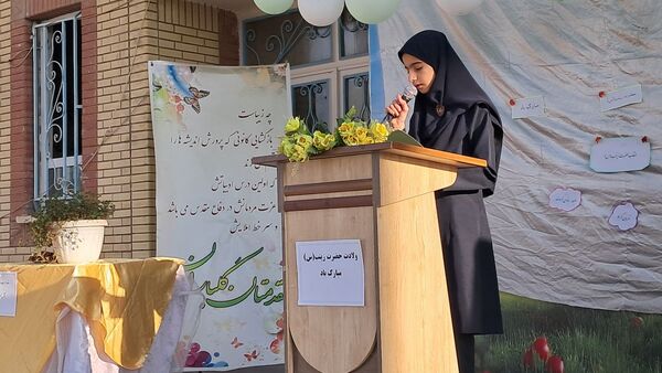 جشن میلاد حضرت زینب در دبیرستان حضرت زینب 
