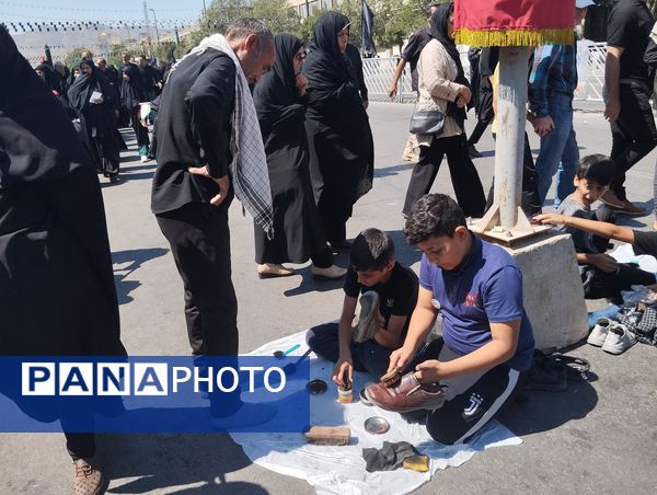 حضور جاماندگان اربعین حسینی در جوار امام مهربانی‌ها